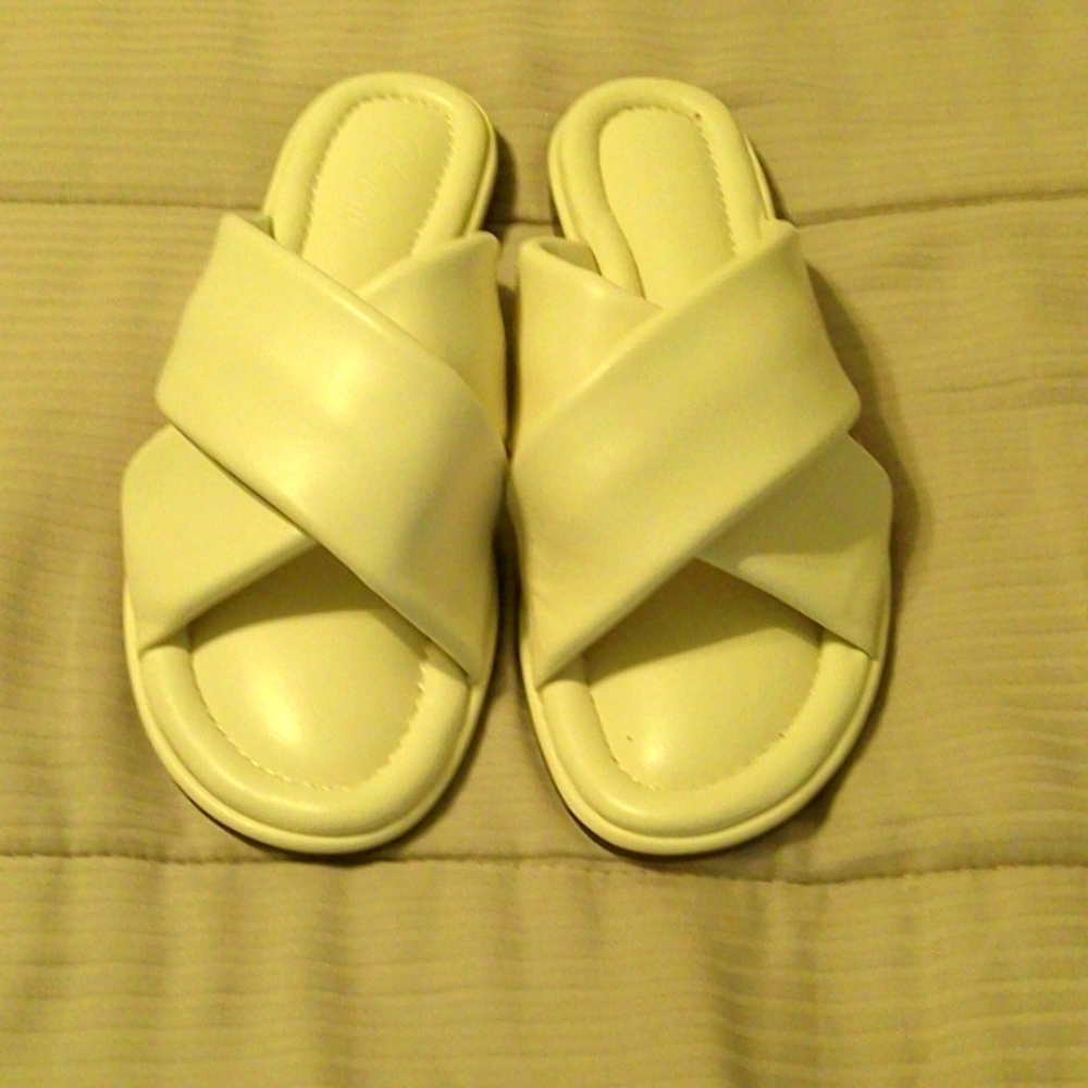 J.Crew leather upper slides size 9